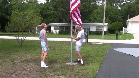 How To Install A Us Flag Pole Correctly?