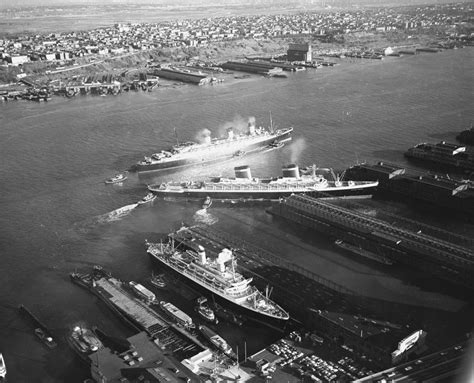 Rms Queen Mary Ss United States Ss Independence New York 1958